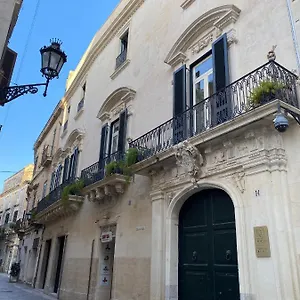 Palazzo Rollo Alojamento de Acomodação e Pequeno-almoço