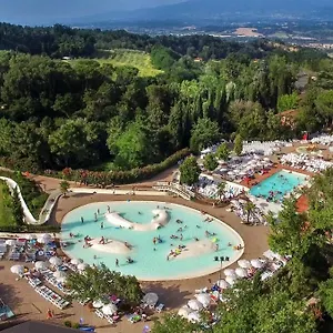 Parque de vacaciones Hu Norcenni Girasole Village